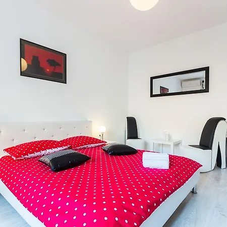 Appartamento Fifi W. Parking In Old Town