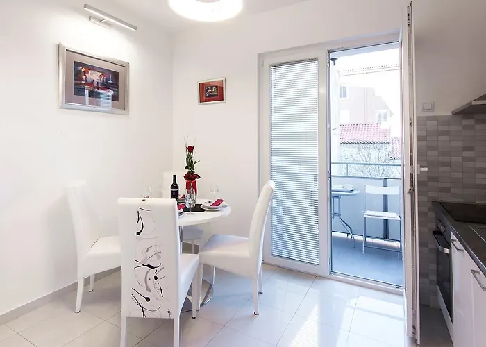 Apartman Fifi W. Parking In Old Town *